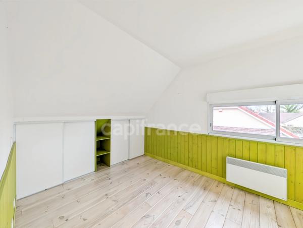 Saint-Germain-Du-Plain (71) Maison d'architecte Moderne à vendre de 120 m² 5 pièces Carport terrasse Géothermie !