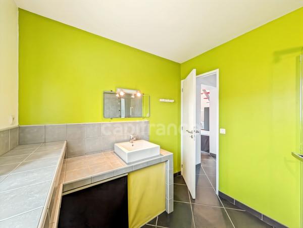 Saint-Germain-Du-Plain (71) Maison d'architecte Moderne à vendre de 120 m² 5 pièces Carport terrasse Géothermie !