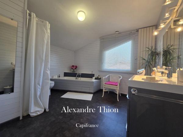 Maison à vendre 5 pièces VIRIAT (01)