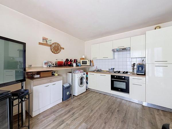 Appartement Briollay 3 pièce(s)