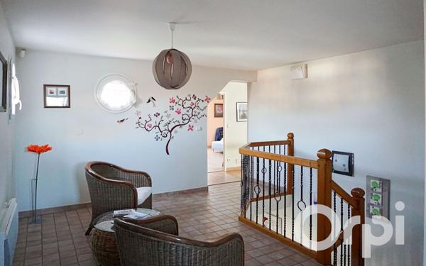 Maison à vendre    6 pièces • 242,85 m2    Gournay-en-Bray