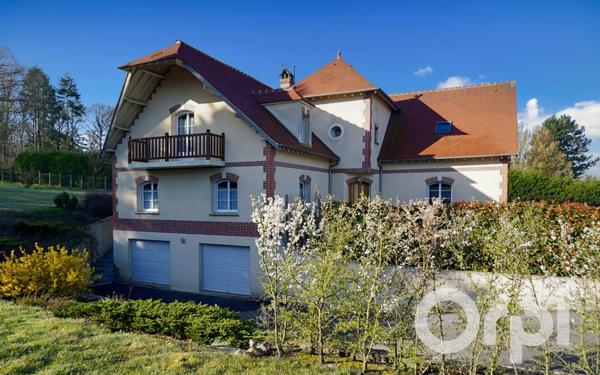 Maison à vendre    6 pièces • 242,85 m2    Gournay-en-Bray