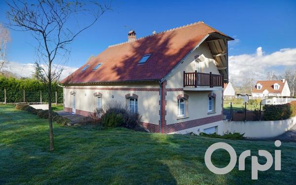 Maison à vendre    6 pièces • 242,85 m2    Gournay-en-Bray