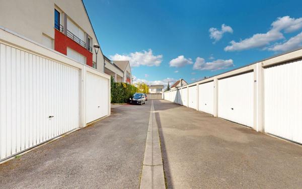 Appartement à vendre    2 pièces •  Hauconcourt