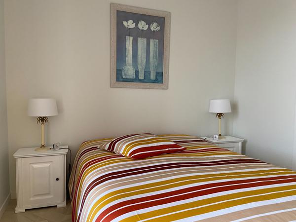 Au coeur de Croix de Vie, maisonnette 1 chambre refaite à neuf avec parking