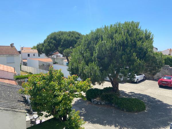 Au coeur de Croix de Vie, maisonnette 1 chambre refaite à neuf avec parking