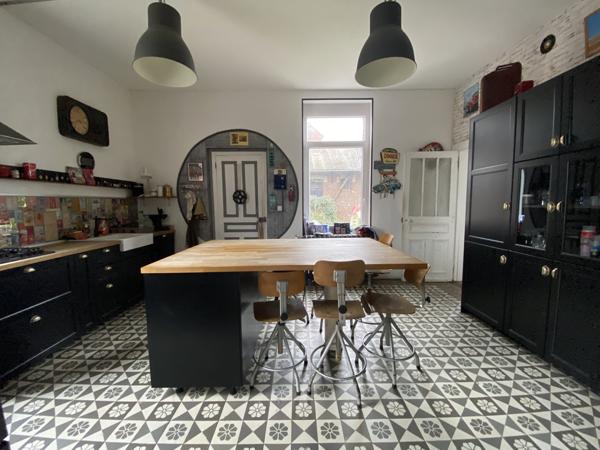 Cattenières (59217) Maison Bourgeoise 182 m² - 3 Chambres + grand grenier aménageable et Grange 220m²