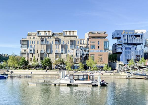 Annexe + parking + appartement