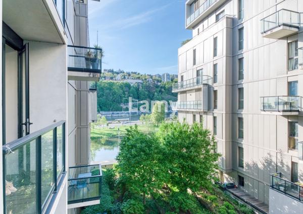 Annexe + parking + appartement