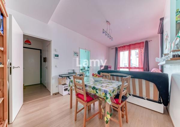 Annexe + parking + appartement