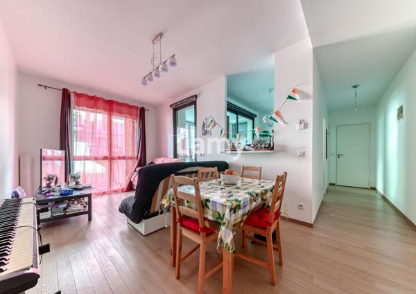 Annexe + parking + appartement