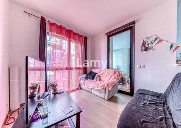 Annexe + parking + appartement