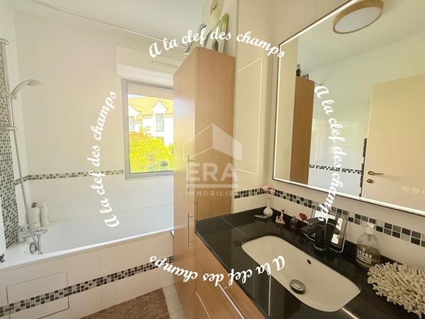 Appartement Saint Remy Les Chevreuse 3 pièce(s) 66 m2