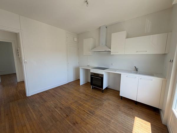17200 ROYAN ROYAN - Centre-ville - Appt T3 à louer