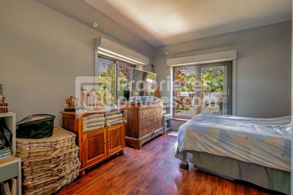 Suresnes appartement 6 pièce(s) 263.92 m2