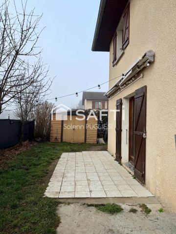 Maison individuelle avec jardin et 4 chambres