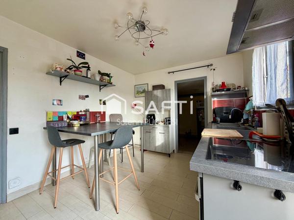 Maison individuelle avec jardin et 4 chambres