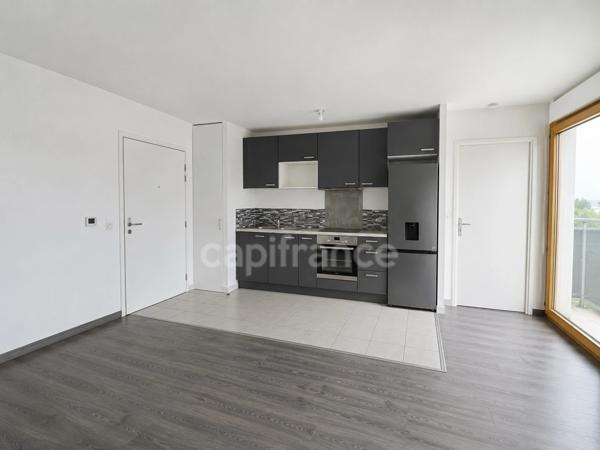 Dpt Val d'Oise (95), à vendre HERBLAY-SUR-SEINE appartement T2 41m2 avec stationnement privatif et balcon