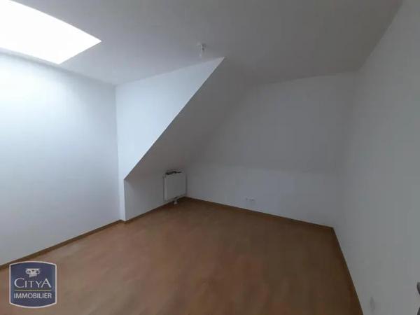 Appartement à louer 3 pièces 84.29m² Tours (37100)