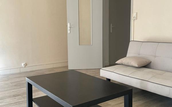 Appartement à louer    1 pièce • 37 m2 Castres