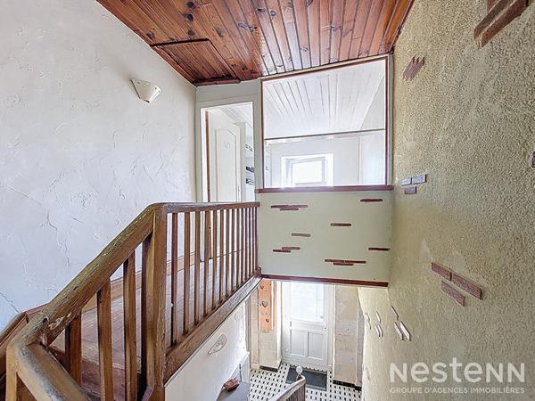 A Vendre Maison en pierre rénovée de 180 m² avec garage et jardin au centre de Valence-sur-Baïse