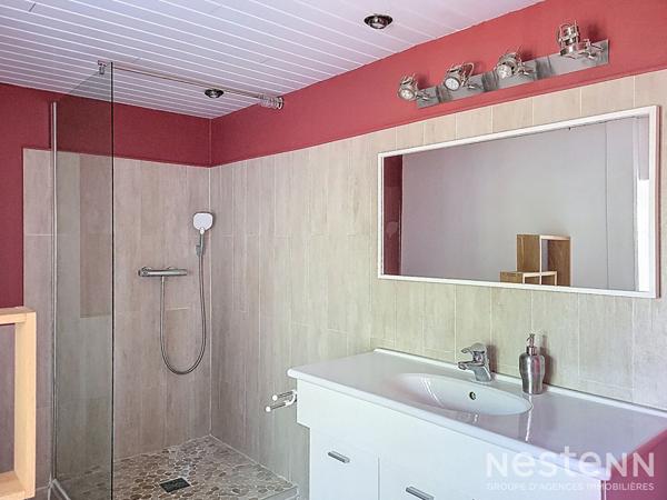 A Vendre Maison en pierre rénovée de 180 m² avec garage et jardin au centre de Valence-sur-Baïse