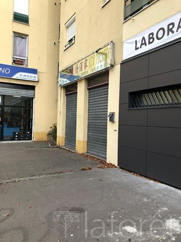 Location local commercial Nanterre - 90 m² - 3 500 € par mois