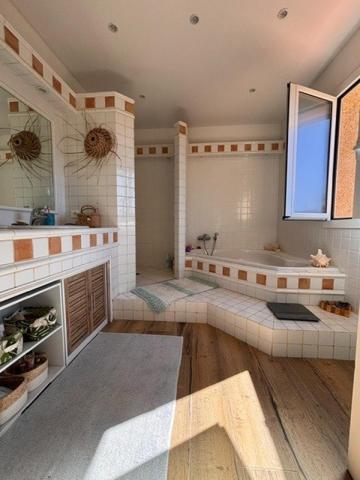SARTÈNE – AUTHENTIQUE VILLA ESPRIT BERGERIE SUR UN BEAU TERRAIN DE 2360M2 - CALME ABSOLU