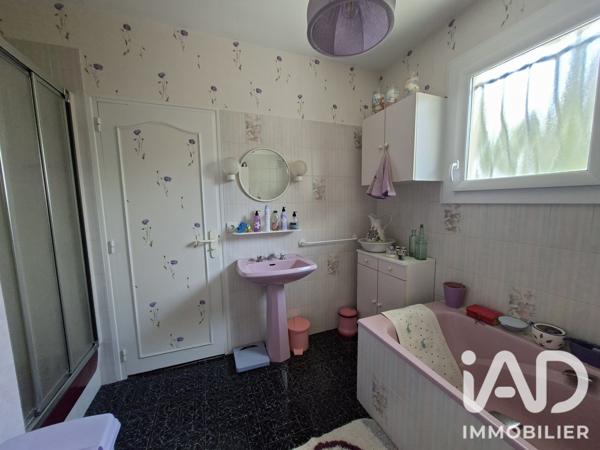 Maison à vendre 9 pièces 214 m² Vouneuil-sous-Biard