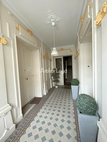 BUREAUX à LOUER de 144 m²
