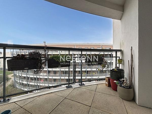 ISSY LES MOULINEAUX - A vendre Appartement 4 pièces en étage élevé avec vue dégagée et balcons
