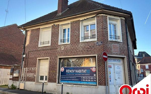Immeuble à vendre    5 pièces •  La Fère