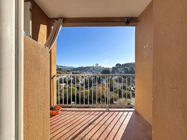 Appartement Marseille 4 pièce(s) 71.48 m2