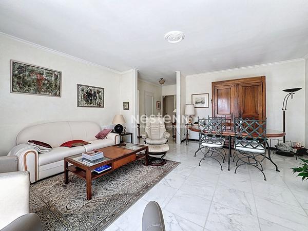 Maison d'architecte à Perpignan 10 pièces 245.34 m2, garage secteur La Lunette.