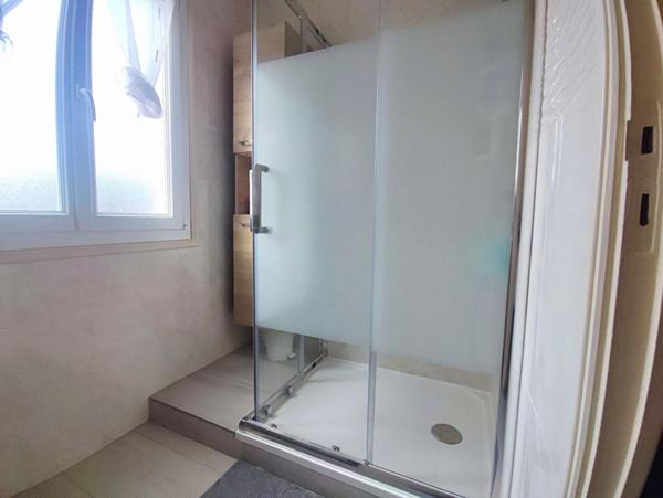 GRANDE MAISON FAMILIALE - ROMAINVILLE CENTRE CARNOT