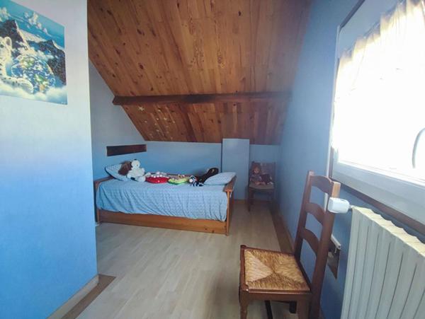 GRANDE MAISON FAMILIALE - ROMAINVILLE CENTRE CARNOT