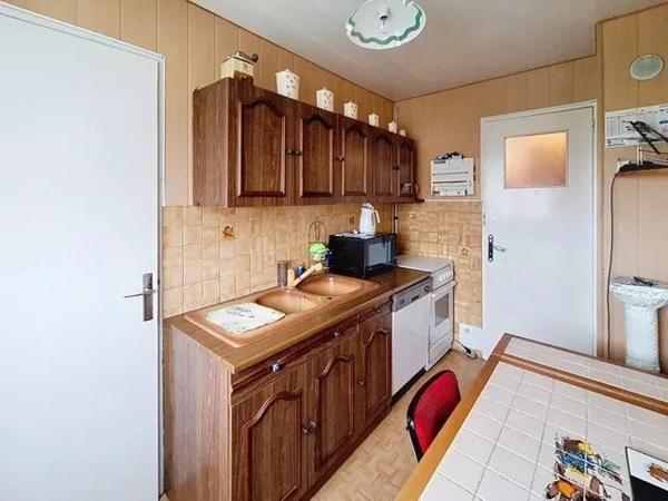 Appartement avec Garage fermé et Cave - PROCHE DE TOUTES COMMODITES