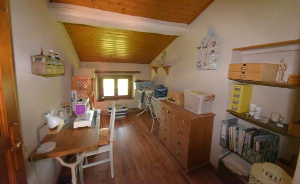 CORPS DE FERME T5 DE 1830 SUPERBEMENT RÉNOVÉ SUR TERRAIN ARBORÉ 6000 M²