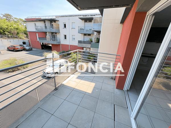 Location Appartement 3 pièces 64.62 m² - 9 PETIT CHEMIN DE CAMPARIAN Cenon 33150