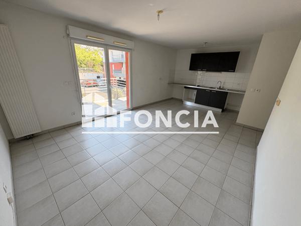 Location Appartement 3 pièces 64.62 m² - 9 PETIT CHEMIN DE CAMPARIAN Cenon 33150