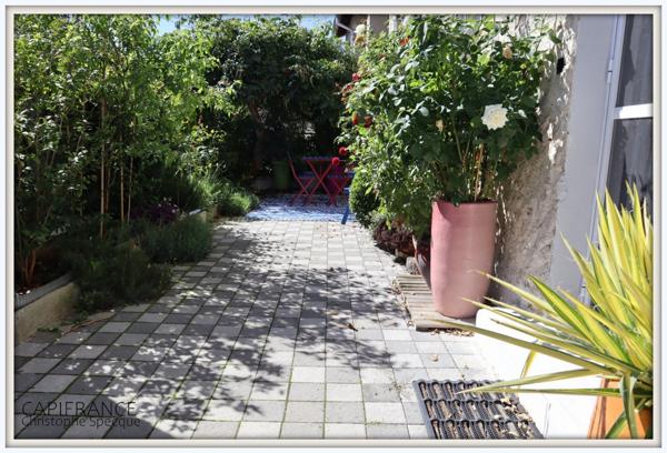 A vendre, Maison rénovée avec gout, terrain et garage CELLES SUR DUROLLE (63)