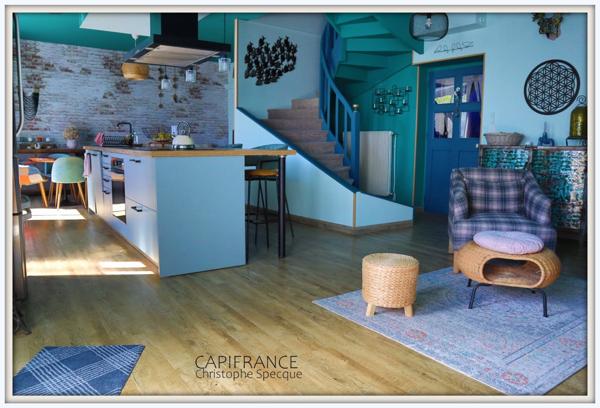 A vendre, Maison rénovée avec gout, terrain et garage CELLES SUR DUROLLE (63)