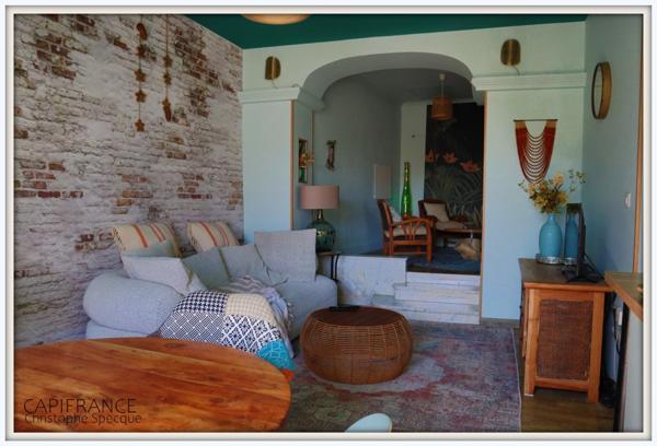 A vendre, Maison rénovée avec gout, terrain et garage CELLES SUR DUROLLE (63)