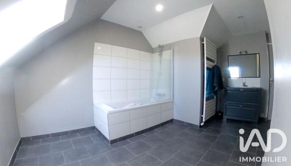 Maison à vendre 6 pièces 122 m² Louverné