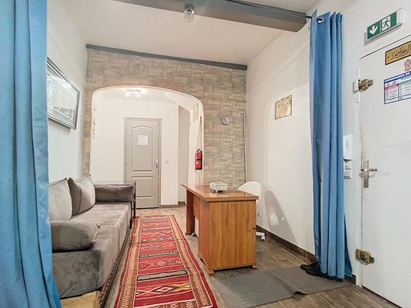 À vendre Appartement 2 pièces ( à coté de la Place de lanche) Secteur prisé du panier à Marseille
