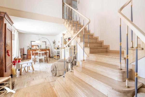 Maison 286 740 € Grenade 4 p 195 m² DPE D