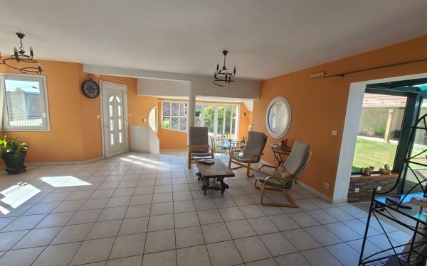 Maison à vendre    6 pièces •  Château-Thierry