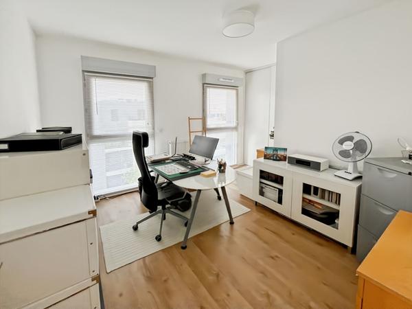 BORDEAUX CAUDERAN - Appartement 3 pièces dernier étage avec terrasse