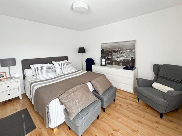 BORDEAUX CAUDERAN - Appartement 3 pièces dernier étage avec terrasse