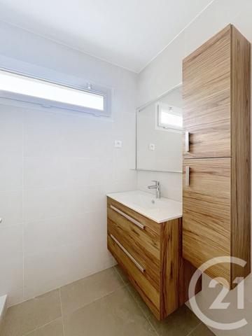 Appartement F5 à vendre  5 pièces - 106,98 m2 VILLE D AVRAY - 92